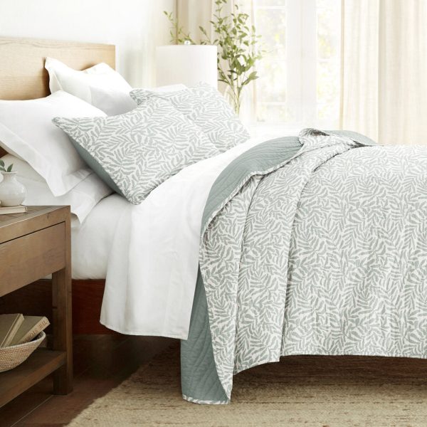 Tossed Ferns Reversible Quilted Coverlet Set (Sale) Online Hot Sale