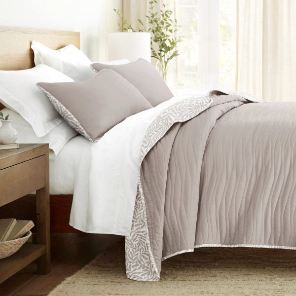 Tossed Ferns Reversible Quilted Coverlet Set (Sale) Online Hot Sale - Image 4