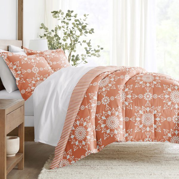Daisy Medallion Reversible Down-Alternative Comforter Set (Sale) For Cheap