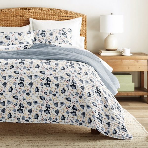 French Jacobean Reversible Quilted Coverlet Set (Sale) Online Sale - Image 5
