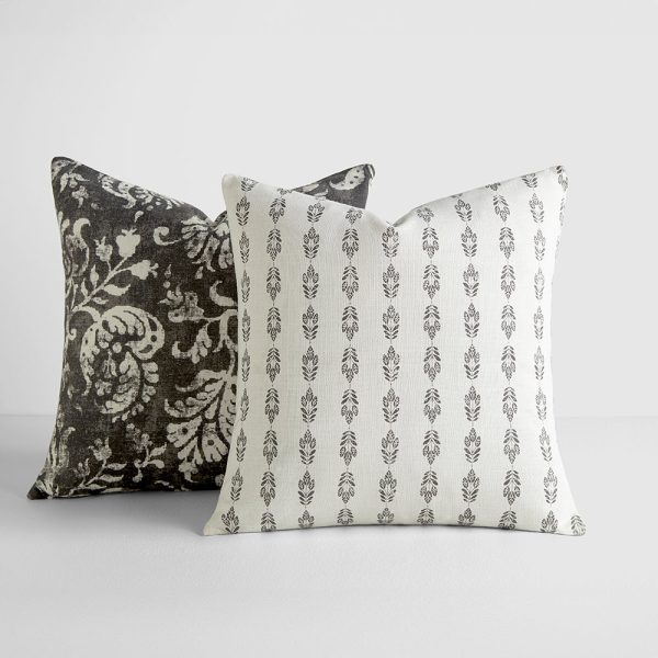 2-Pack Distressed Floral Décor Throw Pillows (Sale) Fashion - Image 2